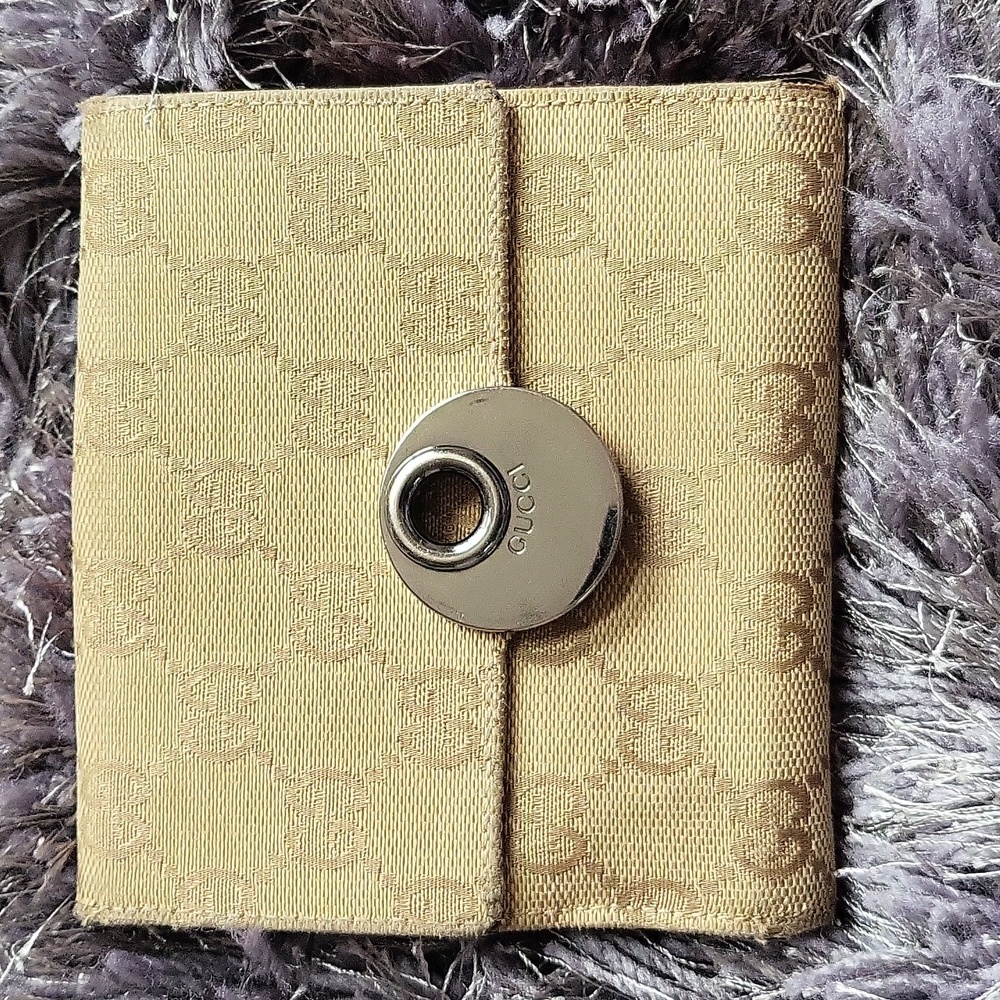Gucci monogram wallet